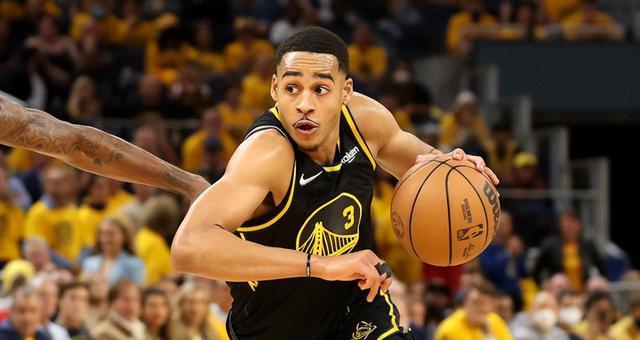 最强NBA斯马特怎么样？M斯马特的属性和能力如何详解？