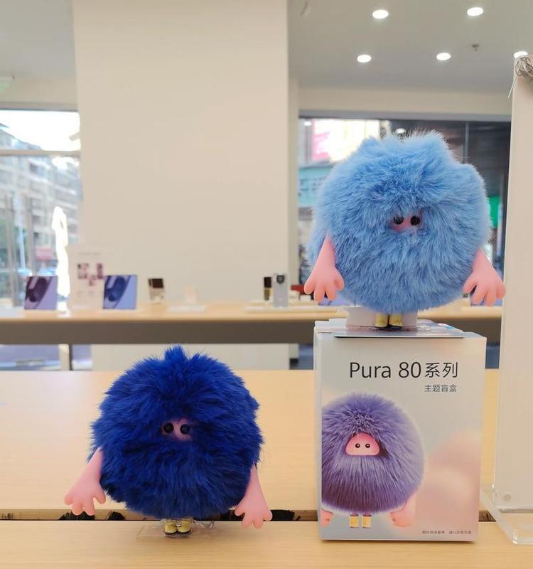 华为发布首款陪聊机器人“智能憨憨”